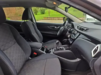 Nissan Qashqai 2015 - 13000 EUR, 125000 km - AUTO.MOTO.pt - 125000km - foto 22 de 22