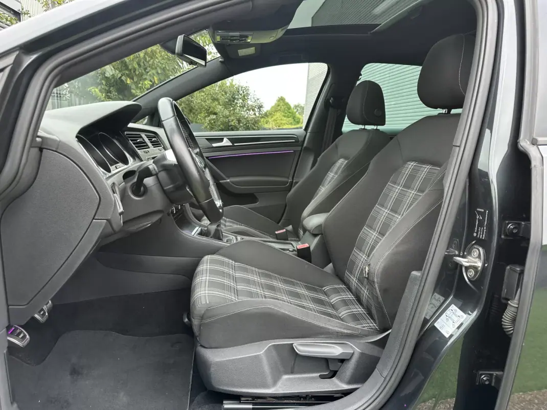 Volkswagen Golf 2014 - 15000 EUR, 240000 km - 240000km - foto 49 de 83