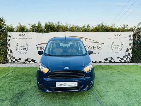 Ford Tourneo Courier 2017 - 9990 EUR, 168856 km - AUTO.MOTO.pt - 168856km - foto 2 de 47