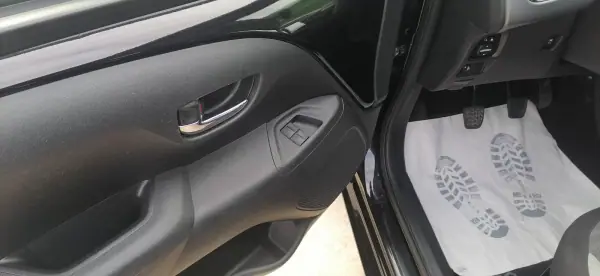Toyota Aygo 2019 - 11900 EUR, 64090 km - AUTO.MOTO.pt - 64090km - foto 8 de 14