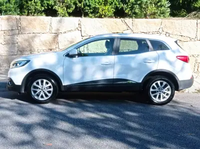 Renault Kadjar 2018 - 14390 EUR, 105500 km - AUTO.MOTO.pt - 105500km - foto 3 de 13
