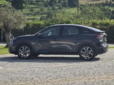 Citroën e-C4 2021 - 16990 EUR, 68500 km - AUTO.MOTO.pt - 68500km - foto 10 de 24