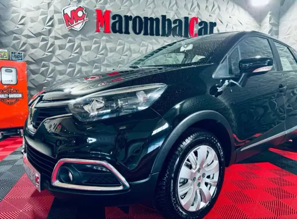 Renault Captur 2016 - 11990 EUR, 114588 km - AUTO.MOTO.pt - 114588km - foto 11 de 38