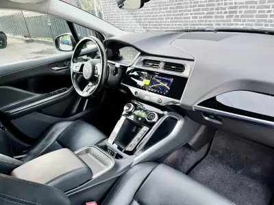 Jaguar I-Pace 2019 — foto 2 de 18