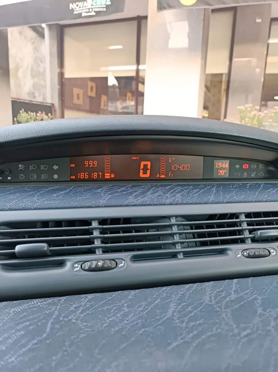 Renault Espace 2000 - 5400 EUR, 187000 km - AUTO.MOTO.pt - 187000km - foto 2 de 15