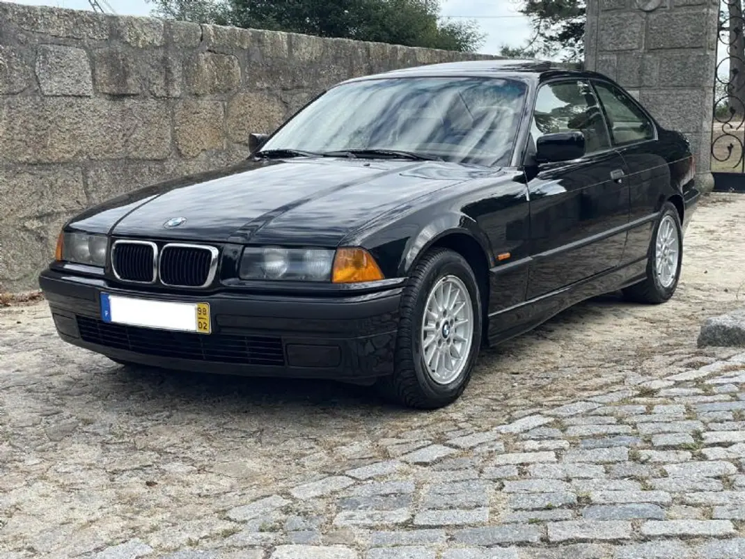 BMW 323 1998 - 19900 EUR, 160000 km - 160000km - foto 62 de 68