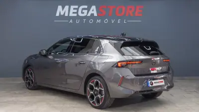 Opel Astra 2024 — foto 5 de 37
