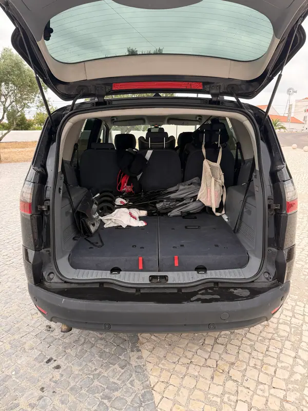 Ford S-Max 2007 - 6000 EUR, 242000 km - AUTO.MOTO.pt - 242000km - foto 5 de 9