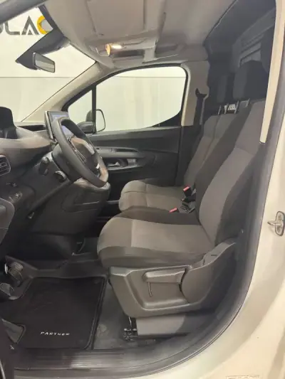 Peugeot Partner 1.6 HDI 100cv 3 Lug 2019 - 13950 EUR, 100000 km - AUTO.MOTO.pt - 100000km - foto 2 de 13