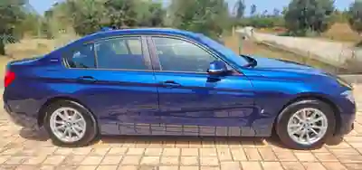 BMW 330 2018 - 15900 EUR, 231000 km - AUTO.MOTO.pt - 231000km - foto 3 de 15