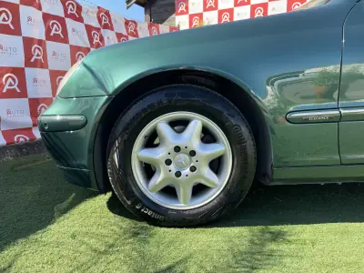 Mercedes-Benz C 220 2001 - 7490 EUR, 355200 km - AUTO.MOTO.pt - 355200km - foto 7 de 18