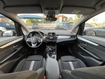 BMW 218 Gran Tourer 2016 - 15950 EUR, 200000 km - AUTO.MOTO.pt - 200000km - foto 10 de 51