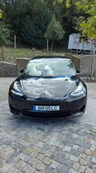 Tesla Model 3 2019 — foto 5 de 9