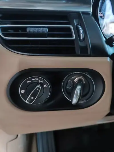 Porsche Macan 2024 - 84900 EUR, 20700 km - AUTO.MOTO.pt - 20700km - foto 30 de 41