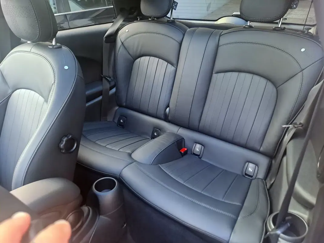 MINI Cooper 2023 - 22500 EUR, 9500 km - AUTO.MOTO.pt - 9500km - foto 15 de 22