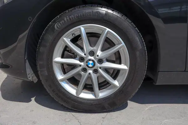 BMW 218 Active Tourer 2016 - 14990 EUR, 110018 km - 110018km - foto 7 de 27