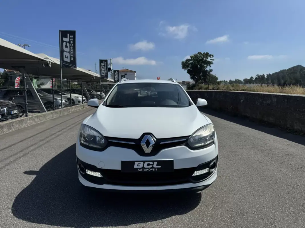 Renault Mégane Sport Tourer 2014 - 8990 EUR, 234000 km - 234000km - foto 2 de 32