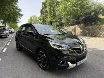 Renault Kadjar 2018 - 15950 EUR, 160000 km - AUTO.MOTO.pt - 160000km - foto 2 de 12