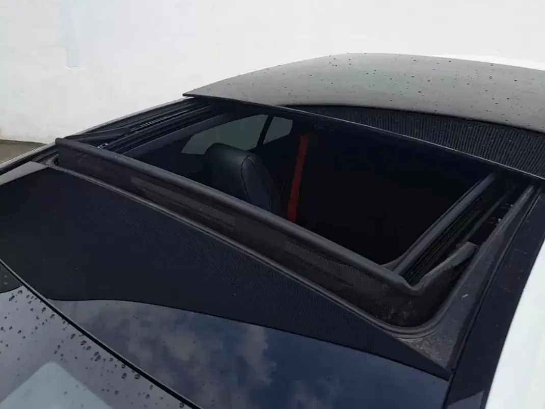 Mercedes-Benz CLA 45 AMG 2015 - 31900 EUR, 129249 km - AUTO.MOTO.pt - 129249km - foto 16 de 33