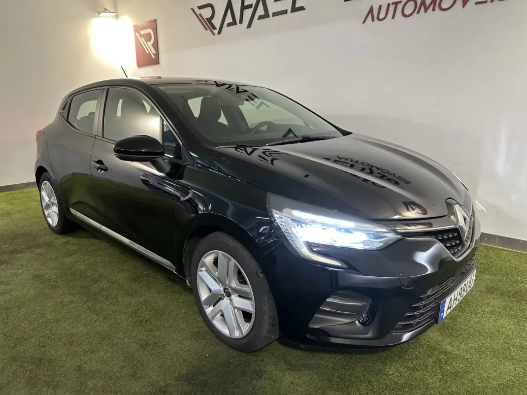Renault Clio 2021 - 14500 EUR, 93000 km - AUTO.MOTO.pt - 93000km - foto 5 de 32