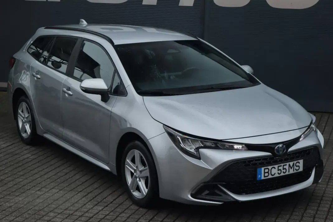 Toyota Corolla Touring Sports 2023 - 24680 EUR, 40100 km - AUTO.MOTO.pt - 40100km - foto 8 de 27