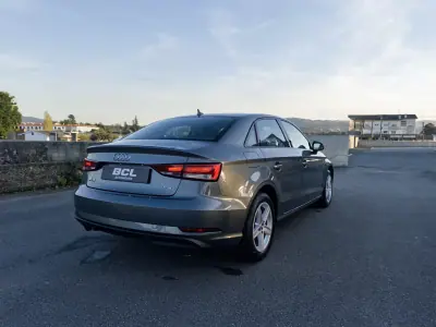 Audi A3 Limousine 2017 - 16990 EUR, 97000 km - AUTO.MOTO.pt - 97000km - foto 7 de 33