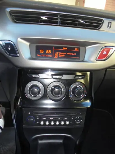 Citroën C3 2014 - 8500 EUR, 105000 km - AUTO.MOTO.pt - 105000km - foto 24 de 31