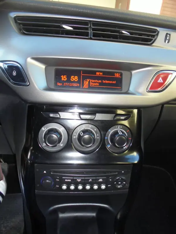 Citroën C3 2014 - 6750 EUR, 105000 km - AUTO.MOTO.pt - 105000km - foto 24 de 31