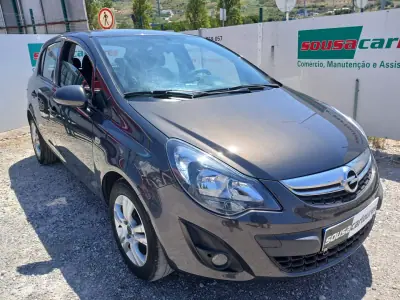 Opel Corsa 2014 - 5650 EUR, 148851 km - AUTO.MOTO.pt - 148851km - foto 4 de 25