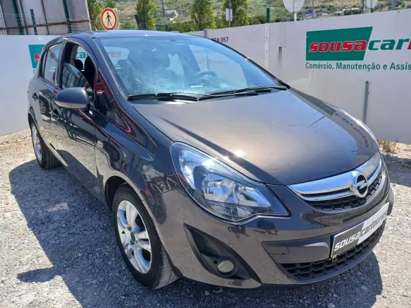 Opel Corsa 2014 - 5650 EUR, 148851 km - AUTO.MOTO.pt - 148851km - foto 4 de 25