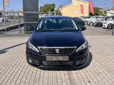 Peugeot 308 SW 2018 - 9990 EUR, 210000 km - AUTO.MOTO.pt - 210000km - foto 3 de 17