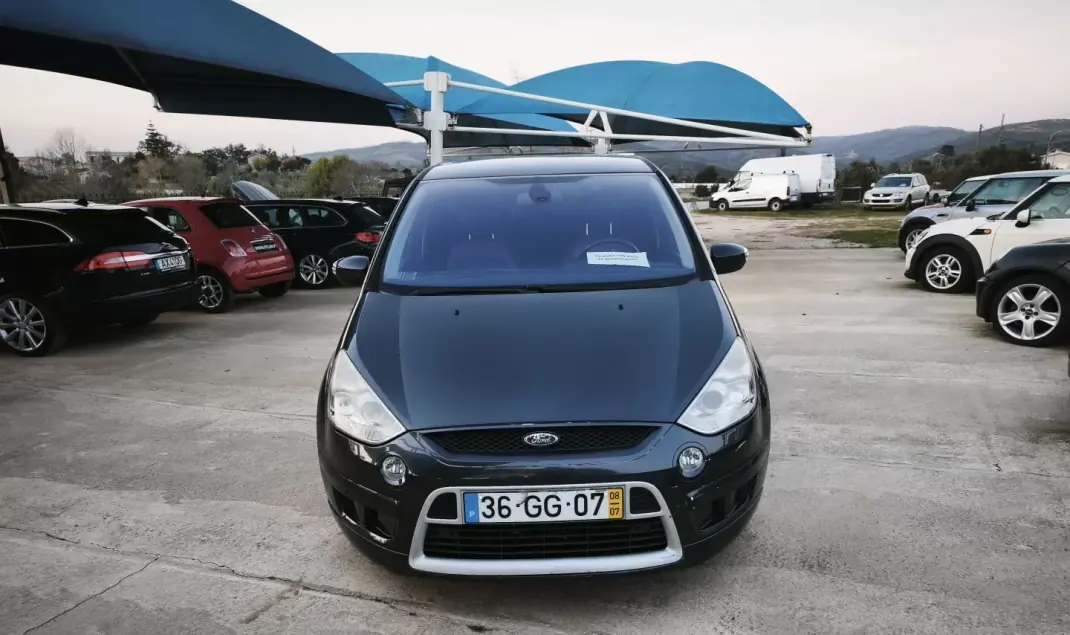 Ford S-Max 2008 - 10990 EUR, 274092 km - AUTO.MOTO.pt - 274092km - foto 2 de 32