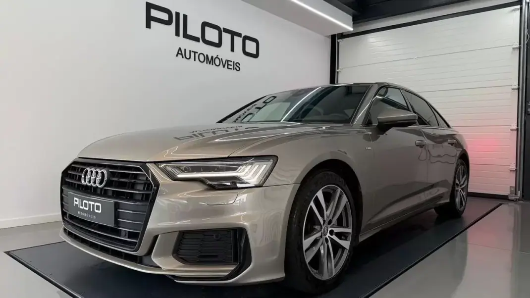Audi A6 2019 - 34990 EUR, 140670 km - AUTO.MOTO.pt - 140670km - foto 1 de 37