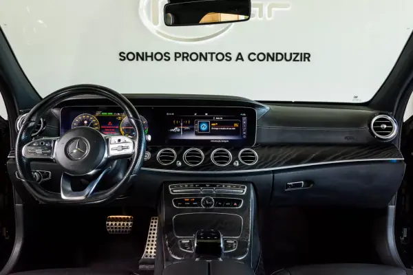 Mercedes-Benz E 300 2020 - 34500 EUR, 118560 km - AUTO.MOTO.pt - 118560km - foto 16 de 42