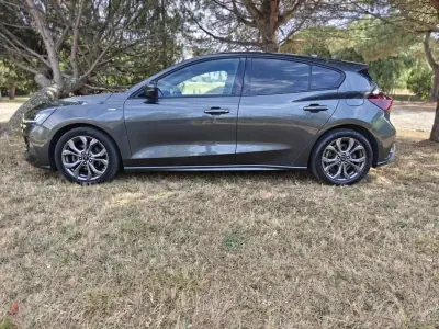 Ford Focus 2023 - 17990 EUR, 75650 km - AUTO.MOTO.pt - 75650km - foto 38 de 39