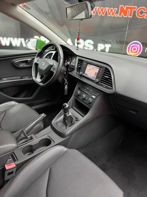SEAT Leon 2014 - 13900 EUR, 192520 km - AUTO.MOTO.pt - 192520km - foto 15 de 18