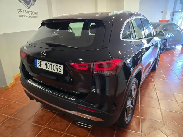 Mercedes-Benz GLA 250 2021 - 34480 EUR, 96779 km - AUTO.MOTO.pt - 96779km - foto 4 de 51