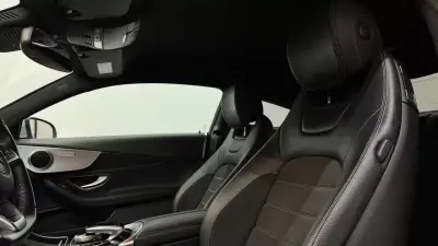 Mercedes-Benz C 220 2017 - 27990 EUR, 160170 km - AUTO.MOTO.pt - 160170km - foto 25 de 29