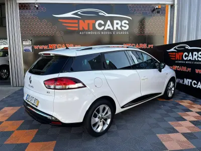 Renault Clio Sport Tourer 2016 - 10900 EUR, 138639 km - AUTO.MOTO.pt - 138639km - foto 2 de 21