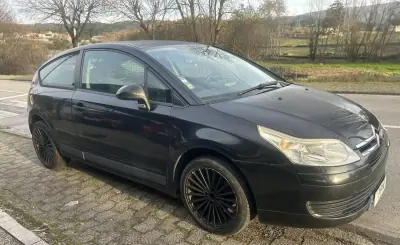 Citroën C4 2007 - 3250 EUR, 240000 km - AUTO.MOTO.pt - 240000km - foto 2 de 8