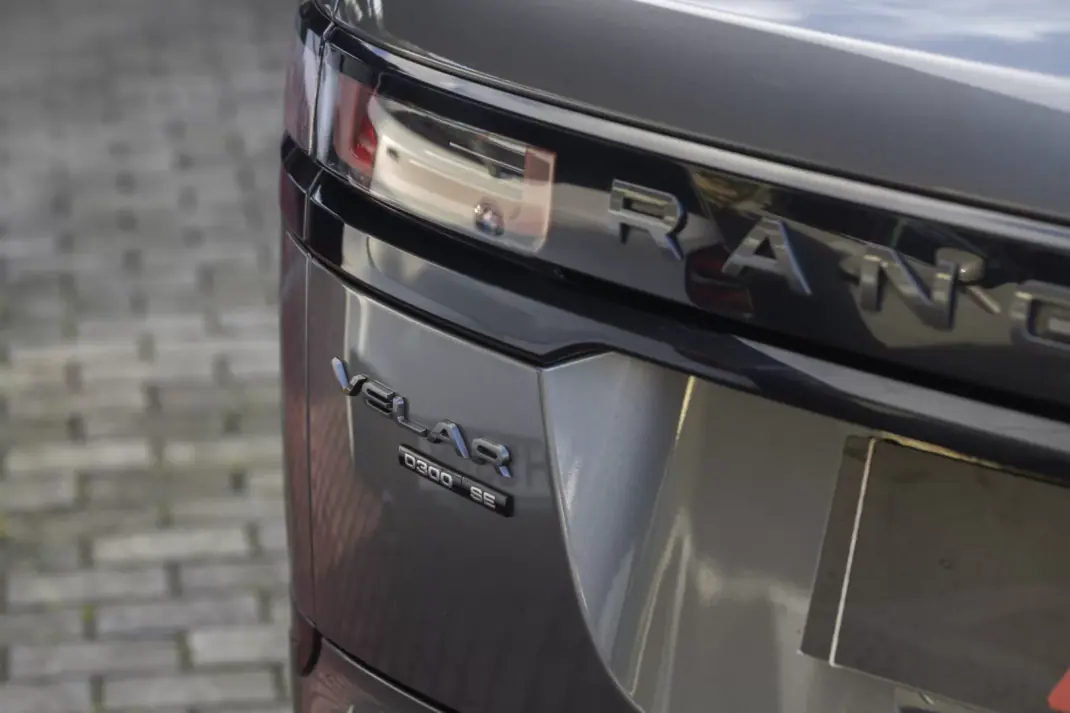 Land Rover Range Rover Velar 2017 - 39900 EUR, 175180 km - AUTO.MOTO.pt - 175180km - foto 34 de 36