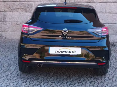 Renault Clio 2024 - 16850 EUR, 23500 km - AUTO.MOTO.pt - 23500km - foto 7 de 15