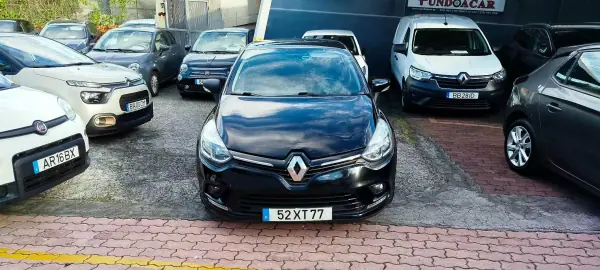 Renault Clio 2019 - 11250 EUR, 154000 km - AUTO.MOTO.pt - 154000km - foto 2 de 9
