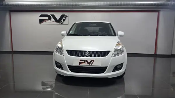 Suzuki Swift 2010 - 8990 EUR, 102000 km - AUTO.MOTO.pt - 102000km - foto 16 de 28