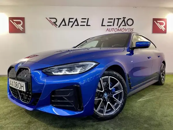 BMW i4 eDrive40 Pack Desportivo M Pro 2023 Elétrico