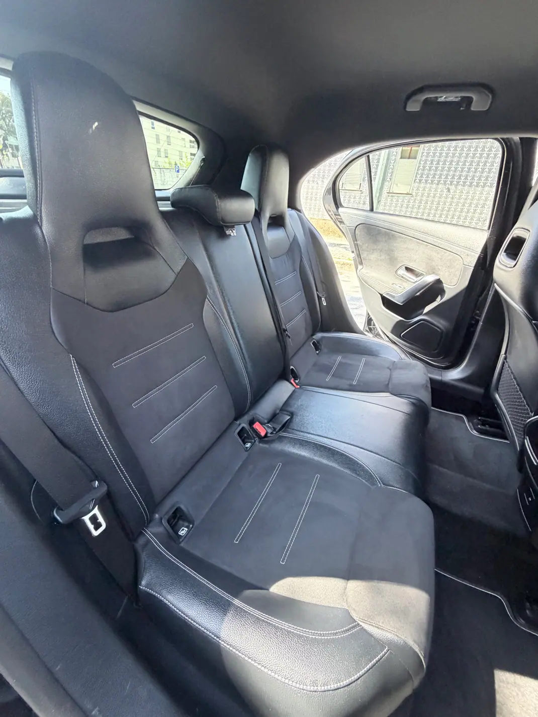 Mercedes-Benz A 220 2021 - 33950 EUR, 140000 km - AUTO.MOTO.pt - 140000km - foto 6 de 13