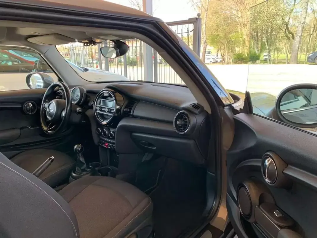 MINI One 2014 - 10950 EUR, 182795 km - AUTO.MOTO.pt - 182795km - foto 14 de 15