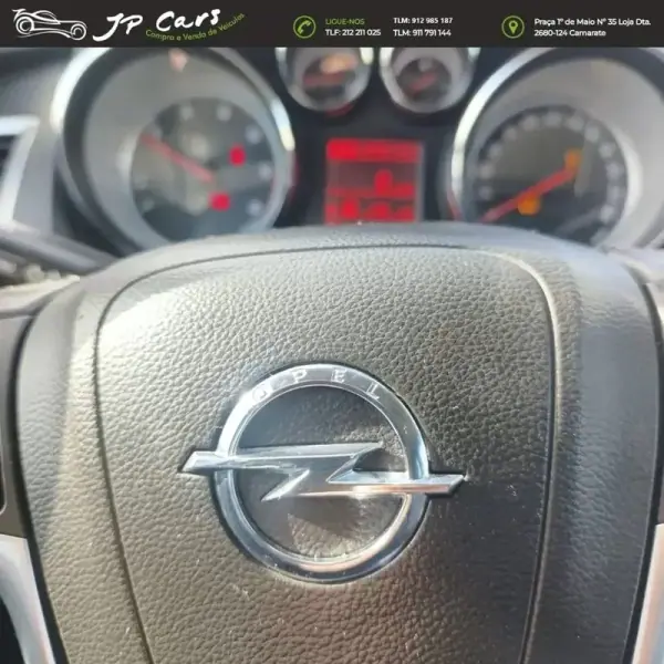 Opel Astra Sports Tourer 2015 - 10500 EUR, 155410 km - AUTO.MOTO.pt - 155410km - foto 17 de 19