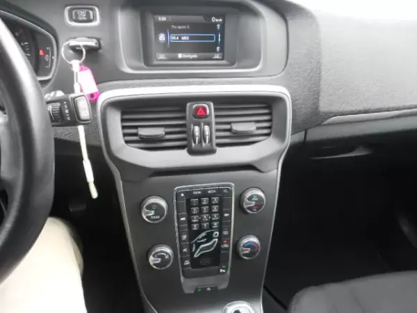 Volvo 121 2017 - 14900 EUR, 157026 km - AUTO.MOTO.pt - 157026km - foto 12 de 13