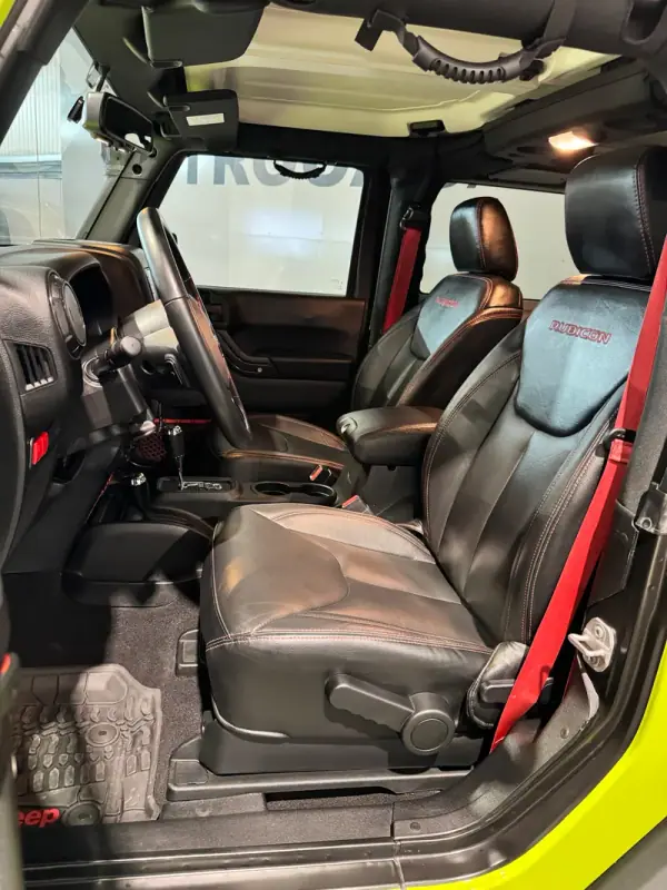 Jeep Wrangler 2019 - 65000 EUR, 19000 km - 19000km - foto 14 de 60